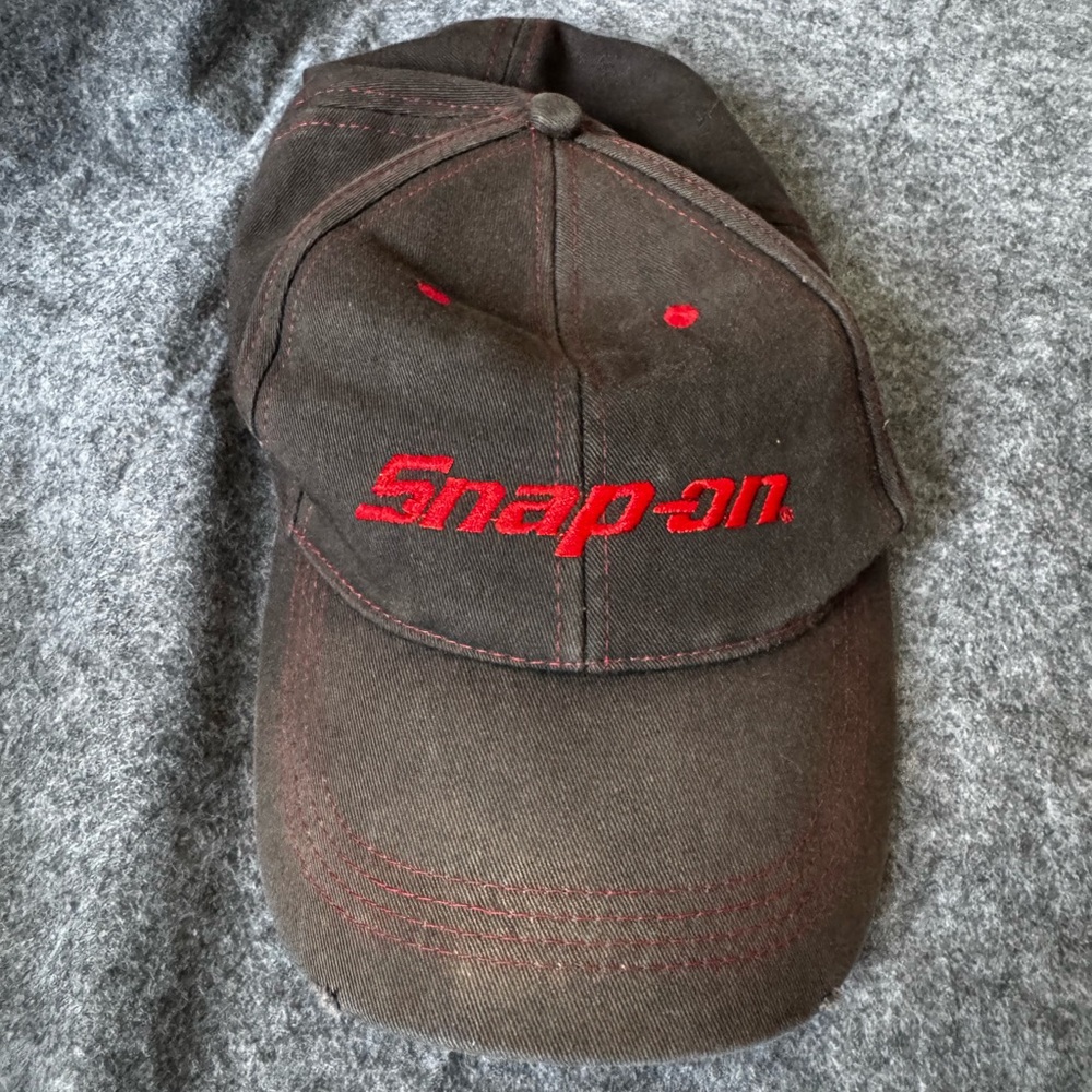 Snap-on Brown Cap with Red Logo
